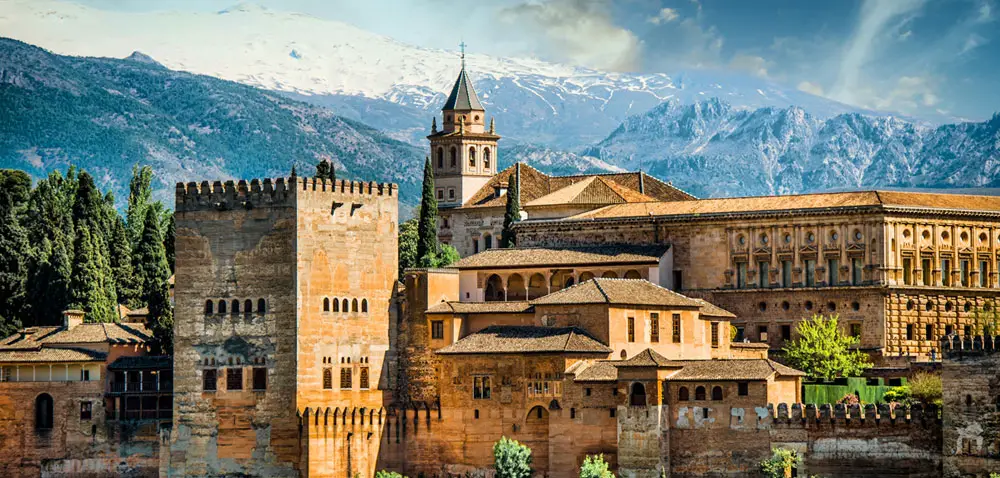 Spain Travel Advice - Visit the Alhambra