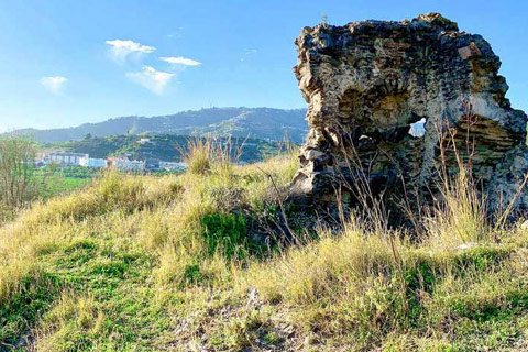 Almunecar Monuments - la-albina