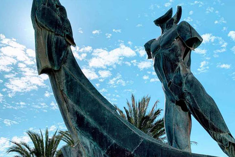 Qué Ver en Almuñécar ➜ Los Tributos