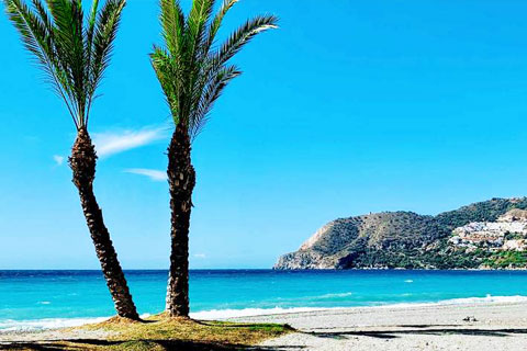 Things to See in Nerja --> La Herradura Beaches