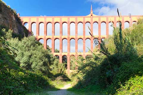 Things to See in Nerja --> Eagle Aqueduct