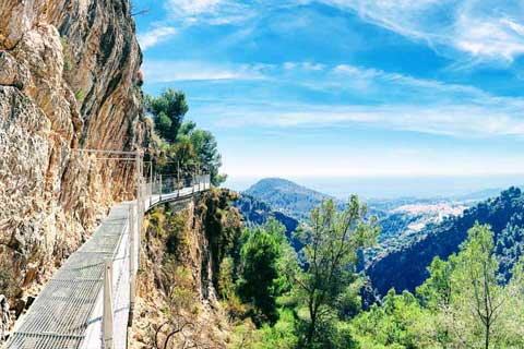 Cosas que hacer en Nerja --> TOP 14 Rutas de Senderismo cerca de Nerja y Frigiliana
