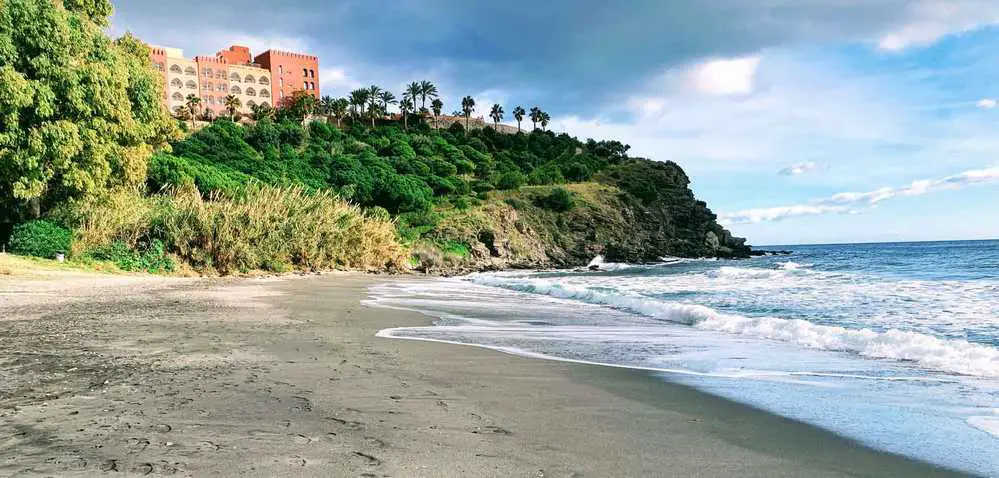 Playas de Almunecar - Playa Calabajio