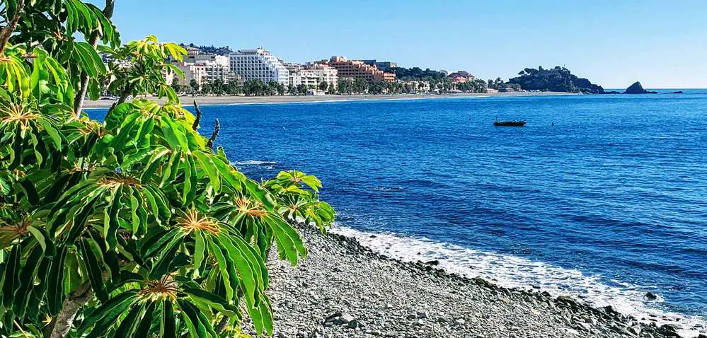 Playas de Almuñécar - Playa San Cristóbal