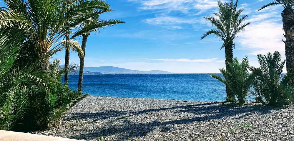 Playa Velilla - Playas de Almuñécar