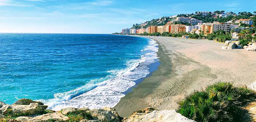 Playas de Almuñécar y La Herradura ➜ La Mejor Guía de Playas de 2022