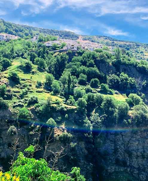Camino de la Atalaya - Garganta del Poqueira - Vista de Capileira