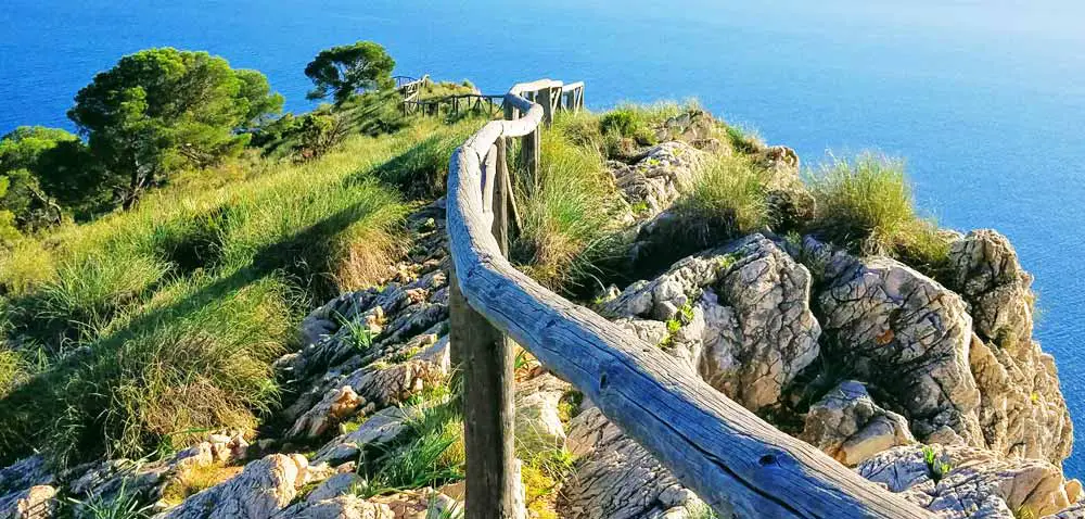 Things to do with Kids in the Costa Tropical - Hiking in Cerro Gordo