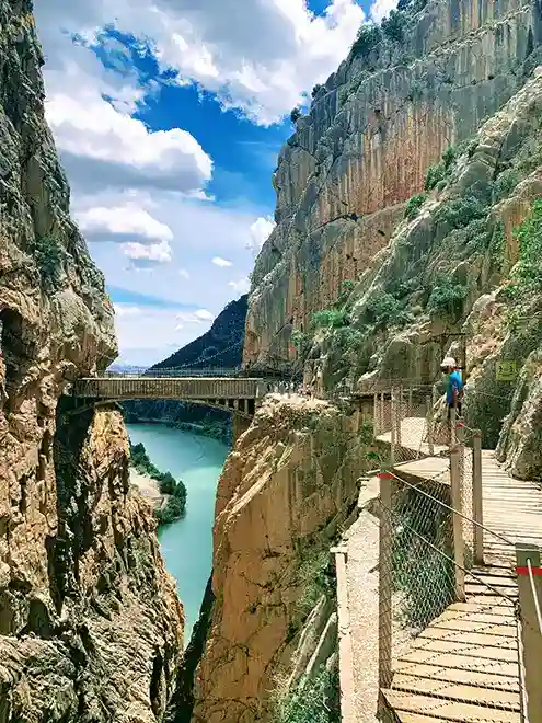 El Caminito del Rey - Tunnel to the Start