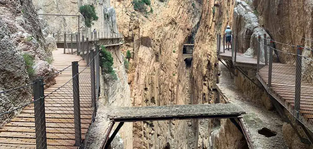 El Caminito del Rey - Old vs New