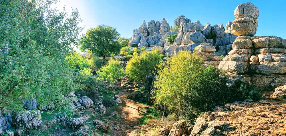 el Torcal de Antequera - Rutas de Senderismo - Andalucía - España