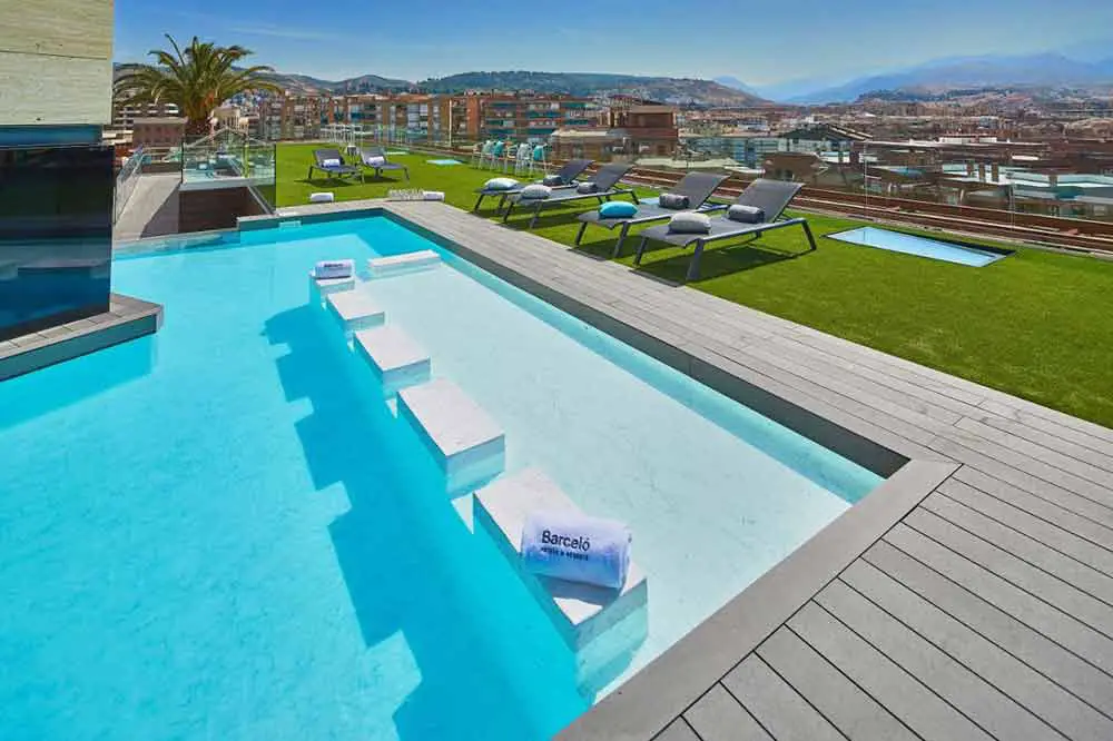 Hoteles con piscina en Granada - Barceló Granada Congress