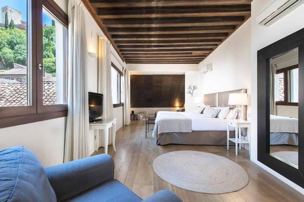 Boutique Hotels in Granada - Shine AlbayzĂn