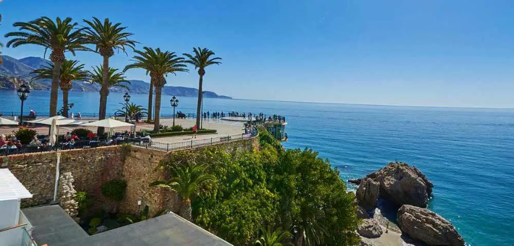 Mejores Hoteles en la Costa Tropical - The Hotel Balcon de Europa