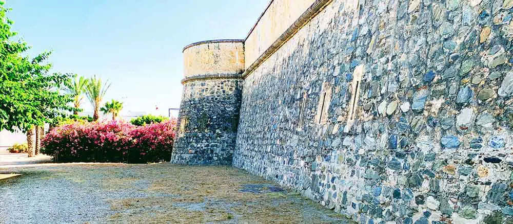 La Herradura Castle