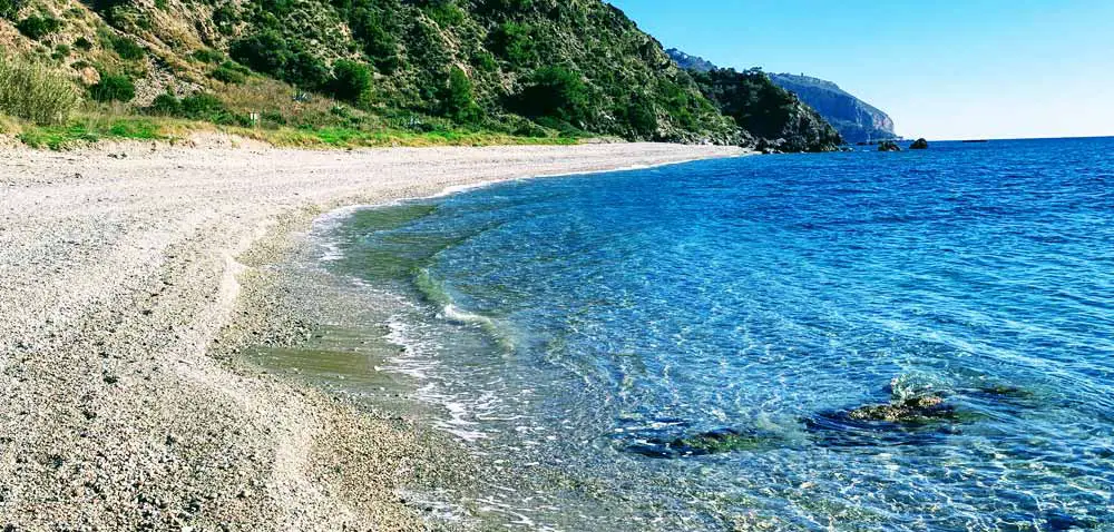 Playa de las Alberquillas - Crystal Clear Waters
