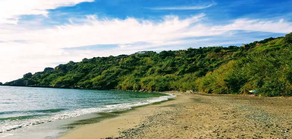 Playa la Caleta de Maro - Isolated Cove