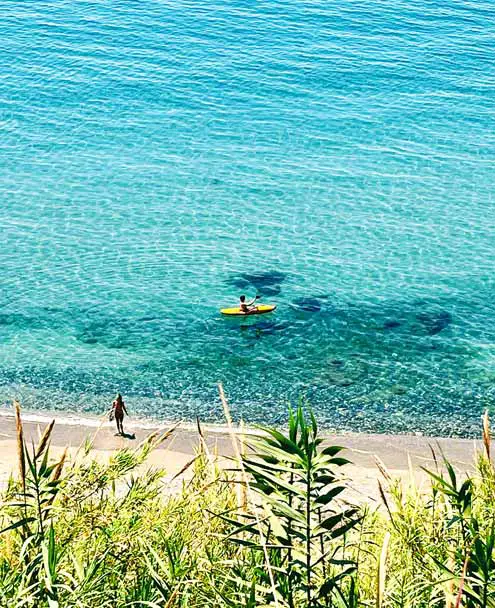 Playa la Caleta de Maro, Natural Beach