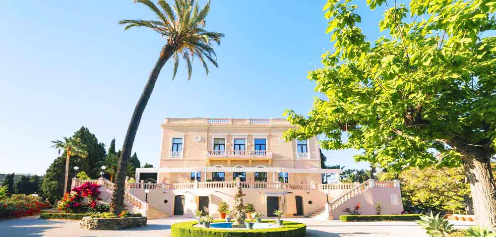 Casa de los Bates - Mejor Hotel de Motril