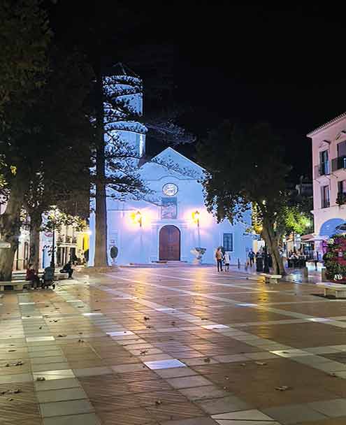 La Iglesia de El Salvador - Noche - Nerja