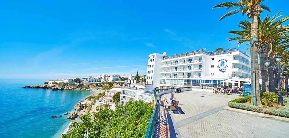 Alojamiento en Nerja - Hotel Balcón de Europa