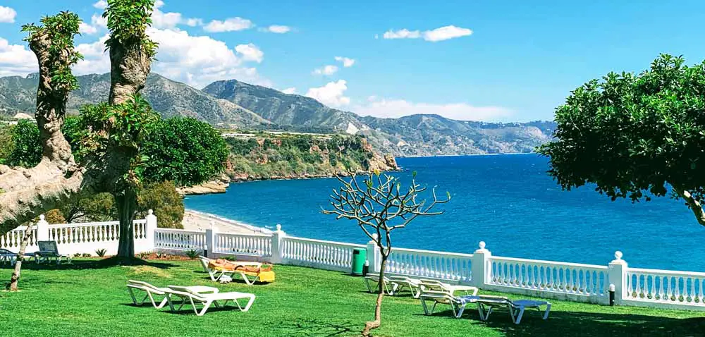 Nerja Holiday | Where to Stay - Playa Burriana