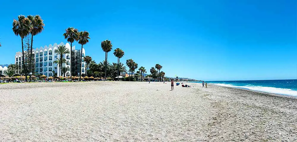 Playa el Playazo - Marinas de Nerja Resort