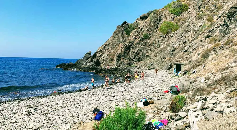 Cambrón Cove