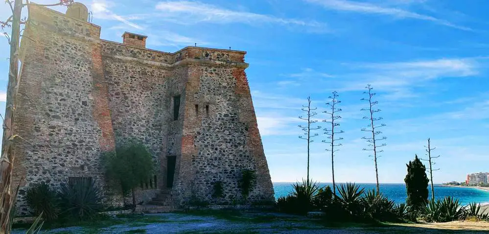 Torres de vigilancia de Almuñécar 