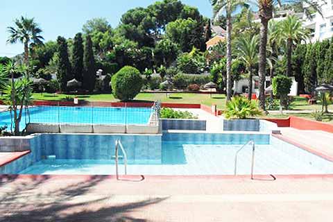 Costa Tropical - Things to do with Kids - Swimming Club