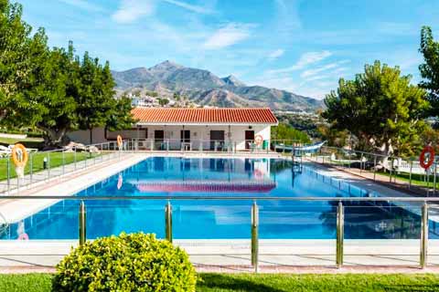 Hoteles para niños - Costa Tropical - Parador de Nerja